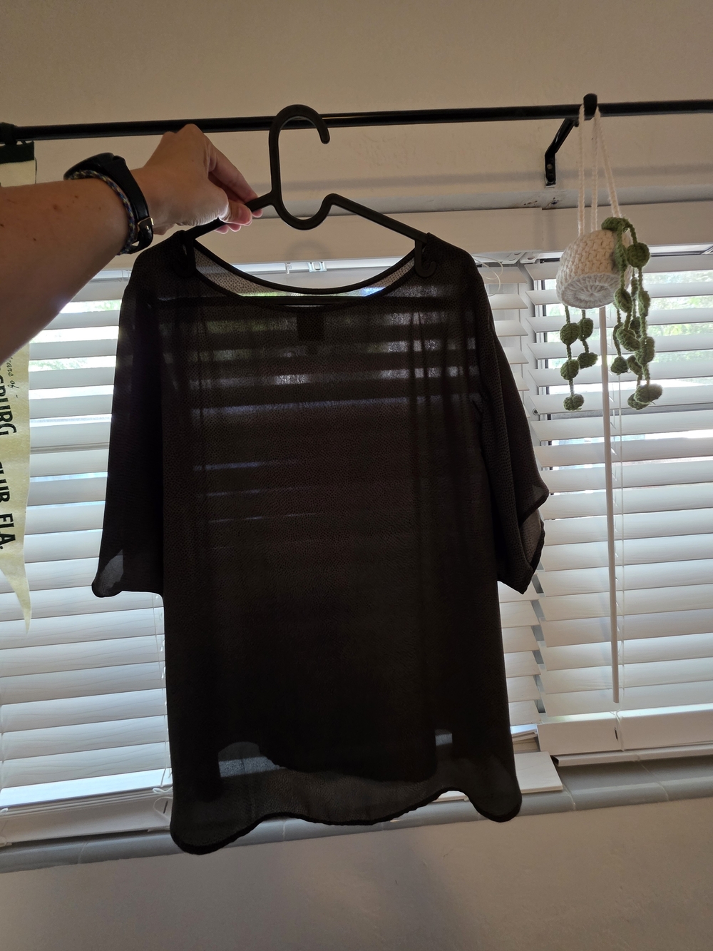 Anne Klein Black Sheer Short-Sleeve Blouse